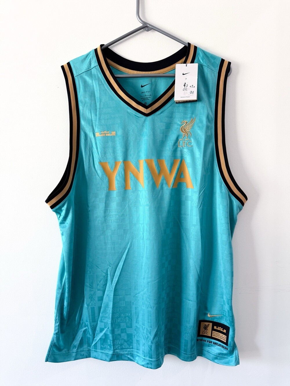 Nike Liverpool FC x Lebron James Dri-FIT DNA Basketball Jersey Mens L NWT